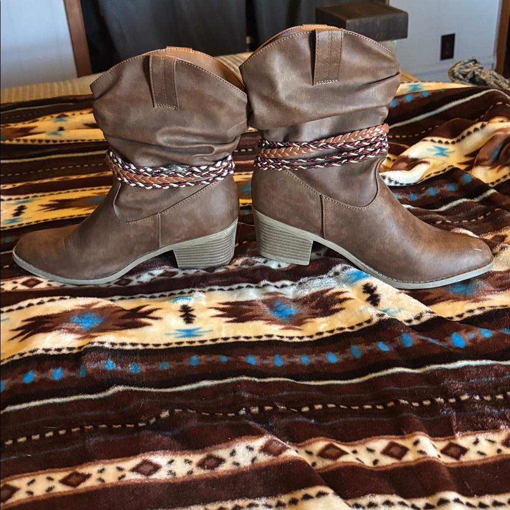 Brown Heeled Boots with Braided Accent - Picture 2 of 6
